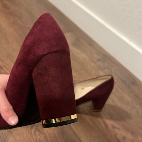 Marc Fisher Suede Maroon Block Heel Size 10 - Picture 14 of 16